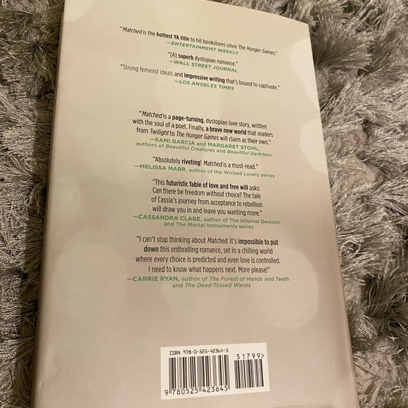 Matched series by Ally Condie - Picture 3 of 13